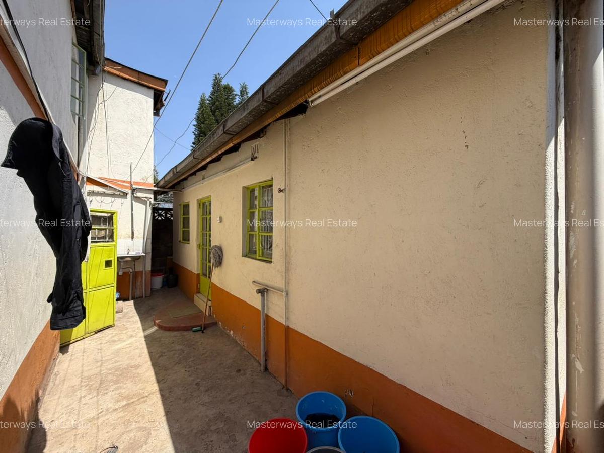 Commercial Property in Nairobi West - 5