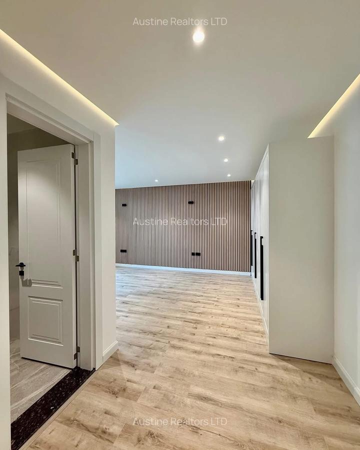 5 Bed Townhouse with En Suite at Chalbi Drive - 12