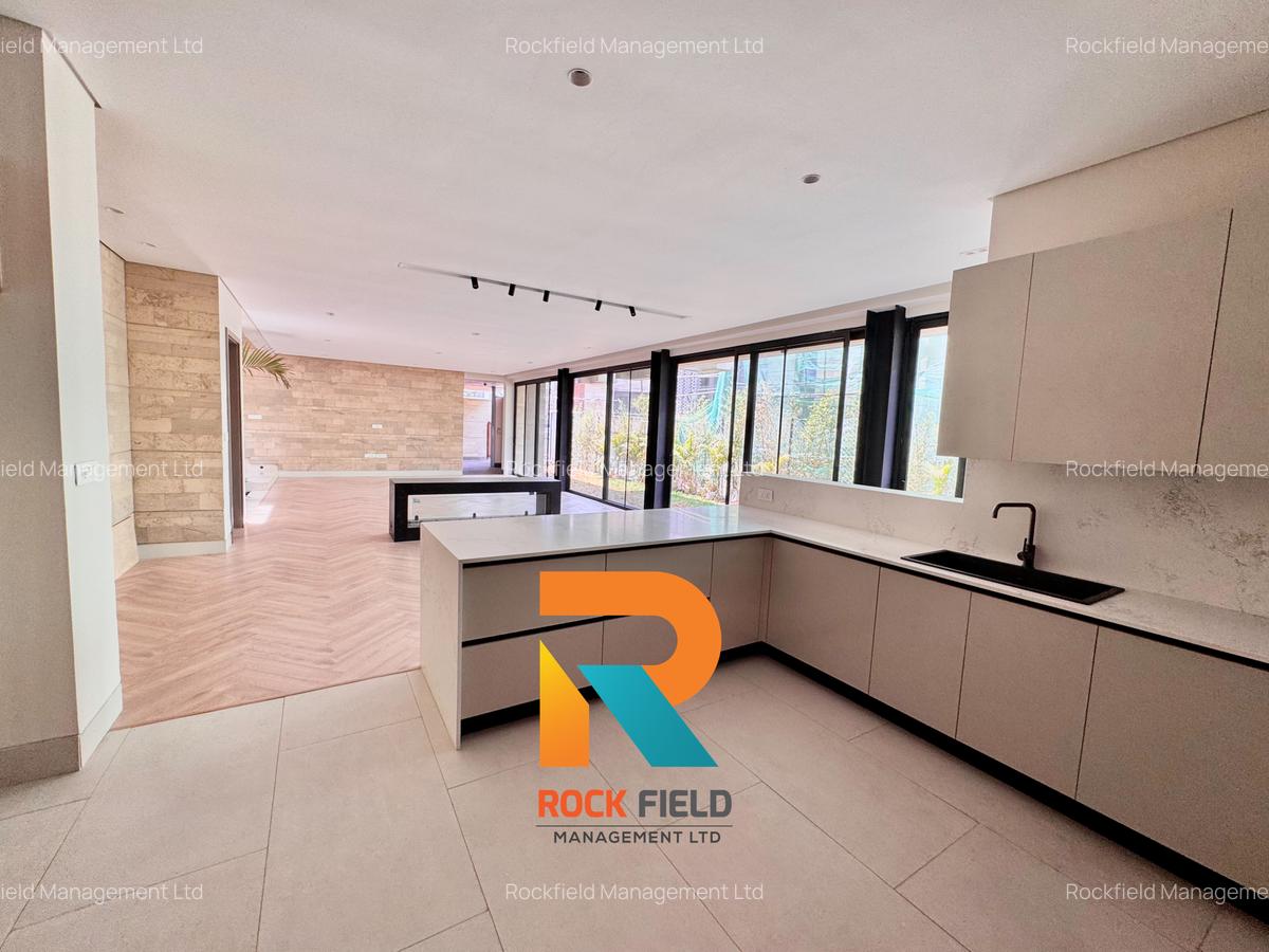 5 Bed Apartment with En Suite at Grevillea Grove - 3