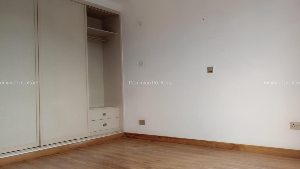 4 Bed Apartment with En Suite at Vihiga Road - 11
