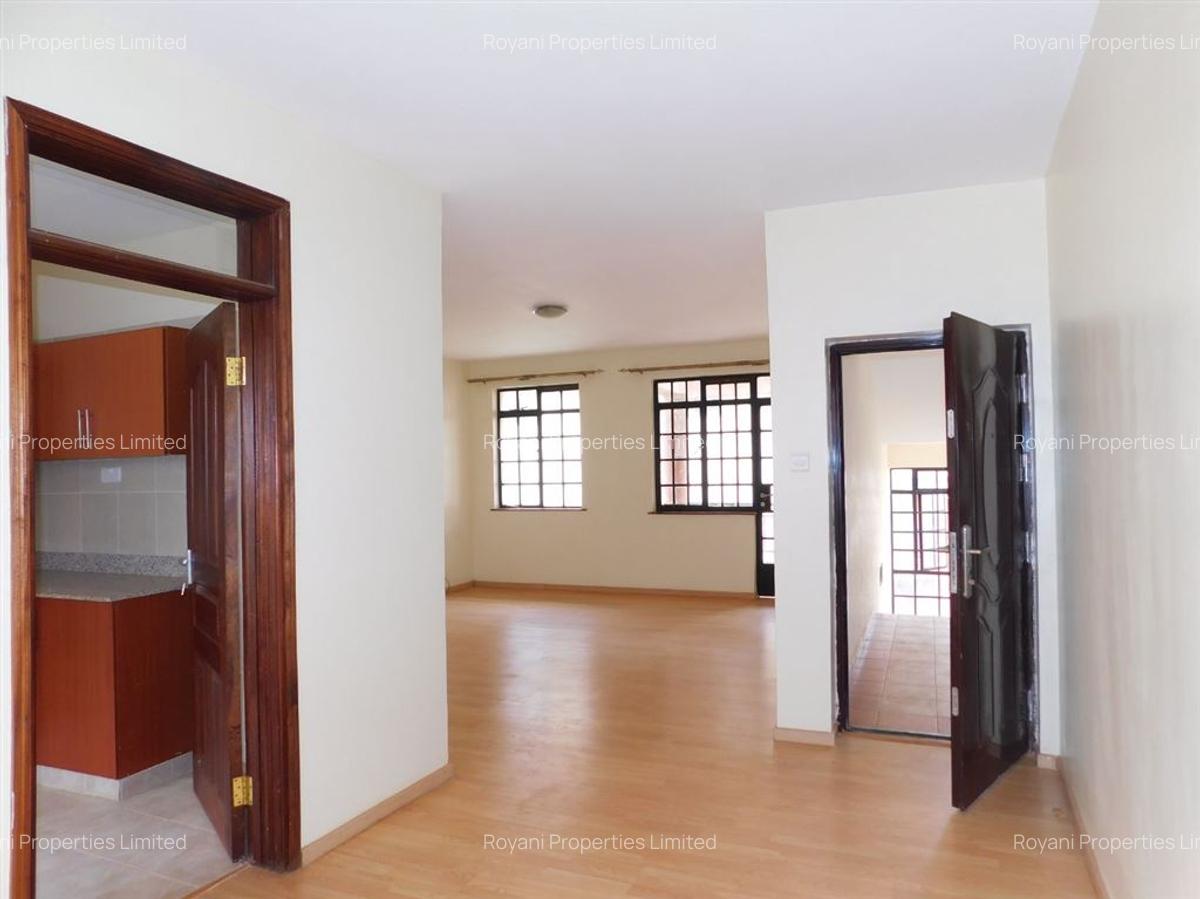 3 Bed Apartment with En Suite at Fourways Junction Estate - 2