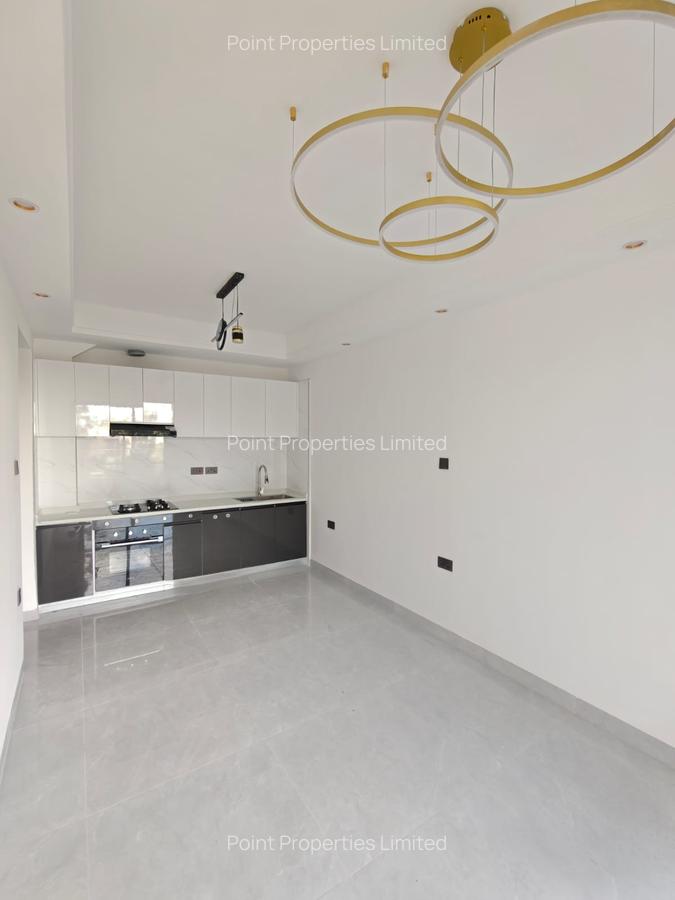 1 Bed Apartment with Swimming Pool in Kilimani - 3