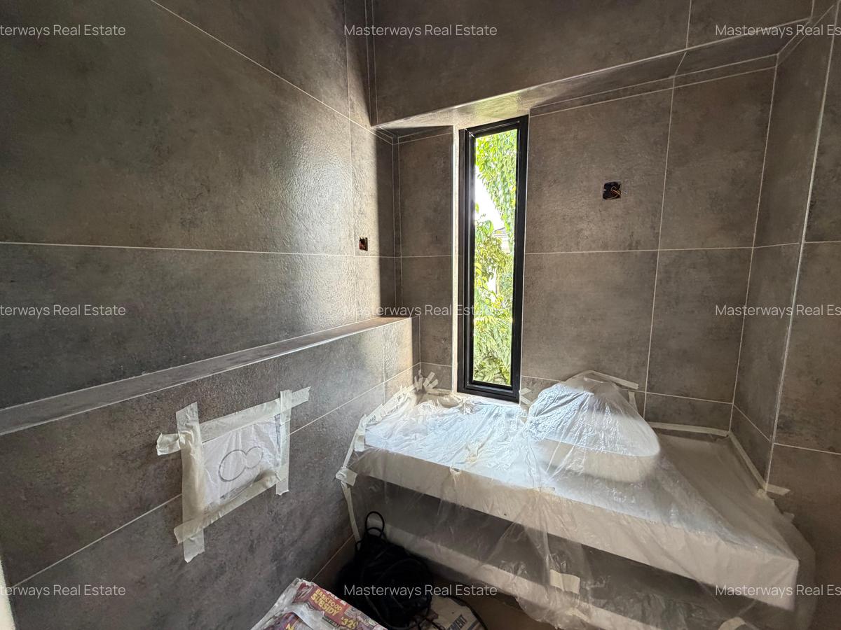 4 Bed Villa with En Suite in Kiambu Road - 17