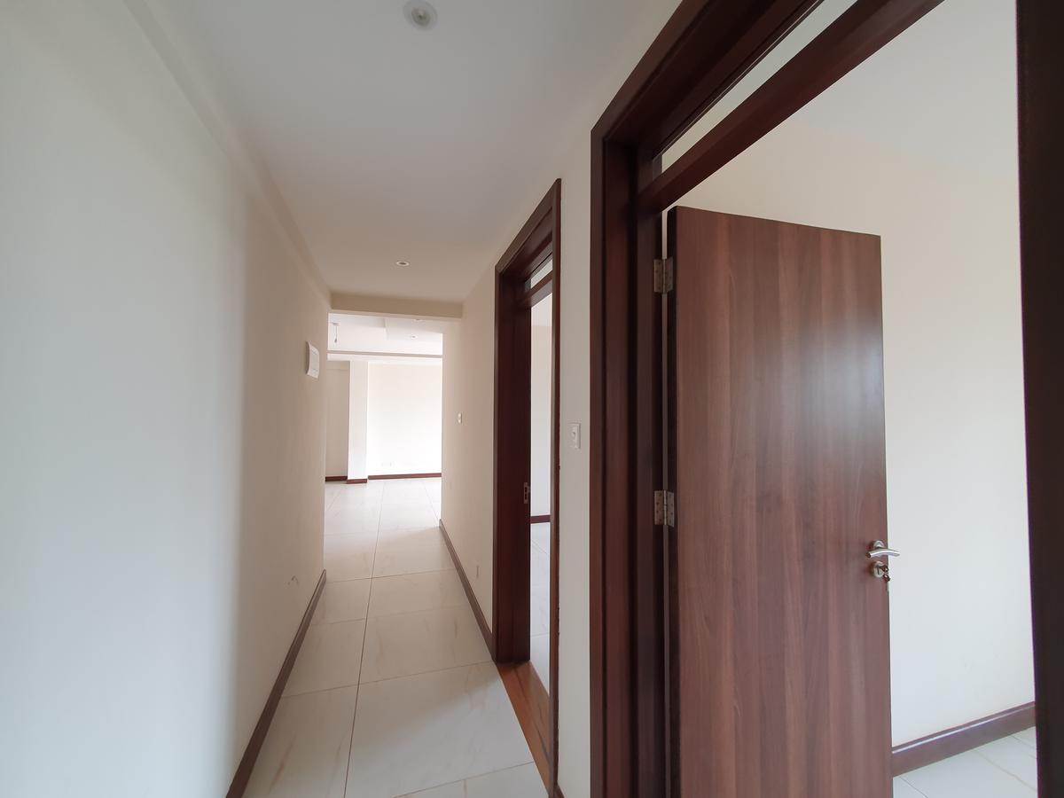 2 Bed Apartment with En Suite in General Mathenge - 12