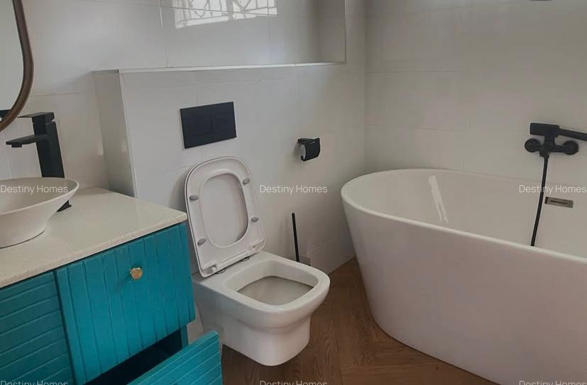 4 Bed Townhouse with En Suite in Lavington - 16