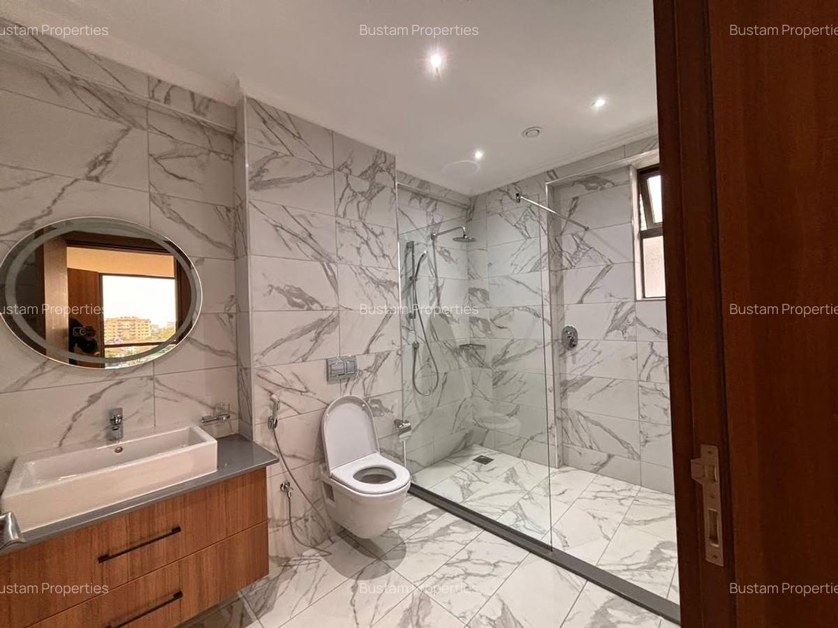 2 Bed Apartment with En Suite in Westlands Area - 9