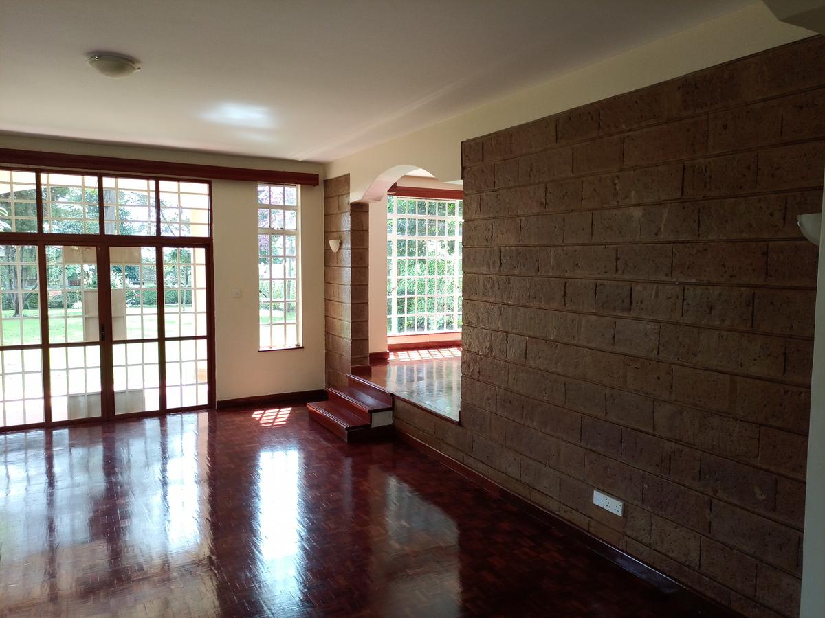 4 Bed Townhouse with En Suite at Off Red Hill Rd - 6