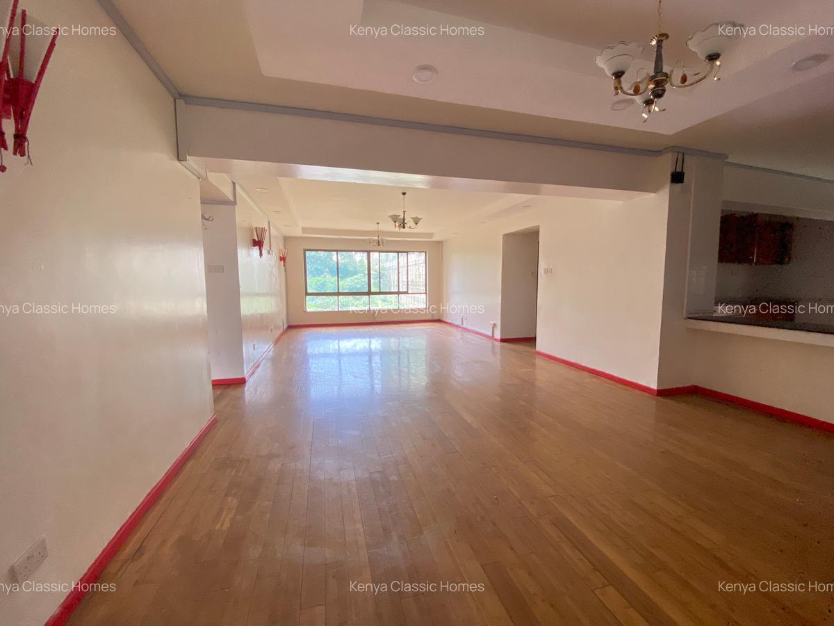 4 Bed Apartment with En Suite at Lvington - 16