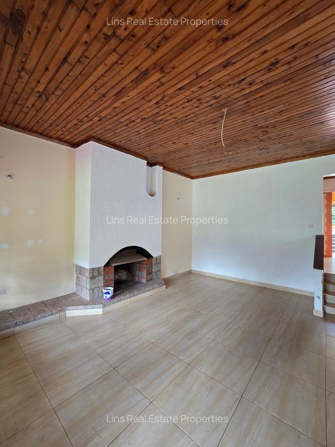 4 Bed House with En Suite in Loresho - 11