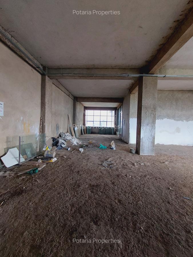 Office with Service Charge Included in Riverside - 4