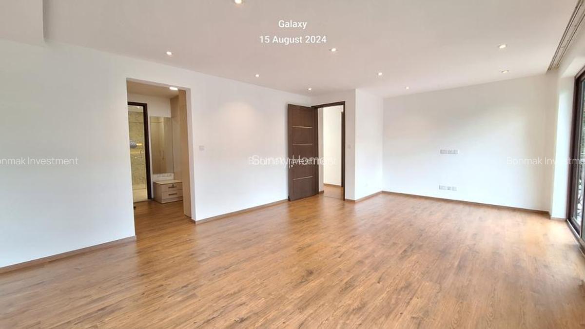 5 Bed Townhouse with En Suite at Peponi Road - 8