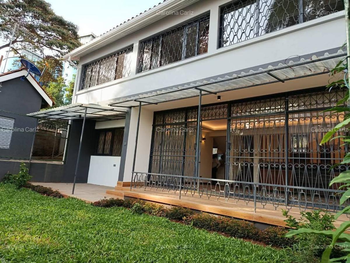 4 Bed Townhouse with En Suite at Westlands - 19