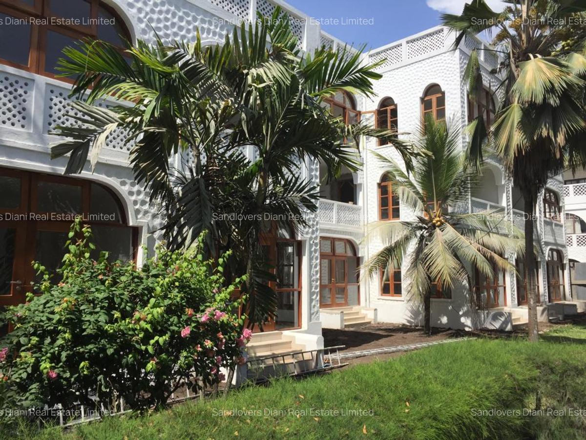 Furnished 1 Bed Apartment with En Suite in Diani - 14