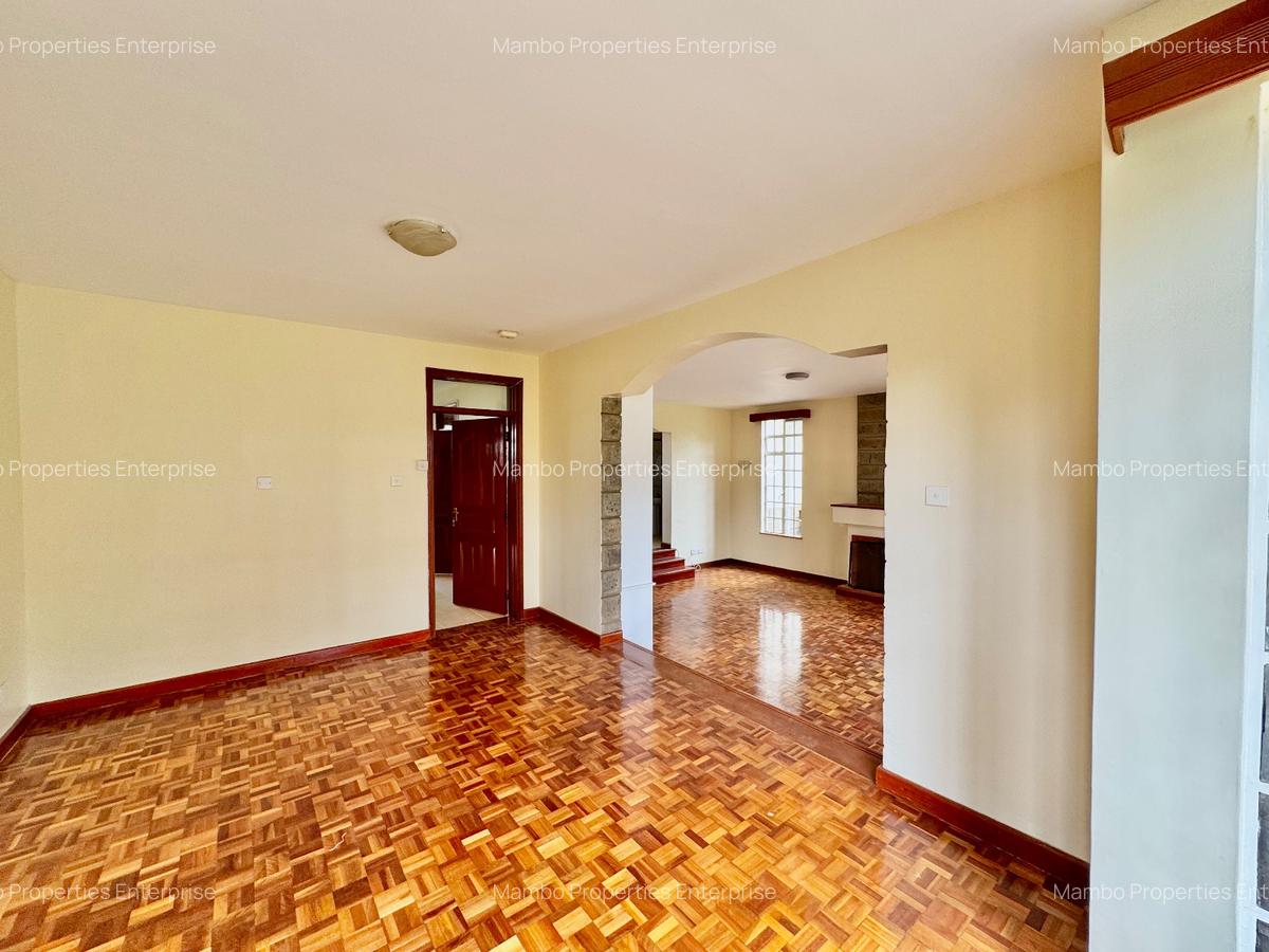 4 Bed Townhouse with En Suite at Off Red Hill Rd - 10