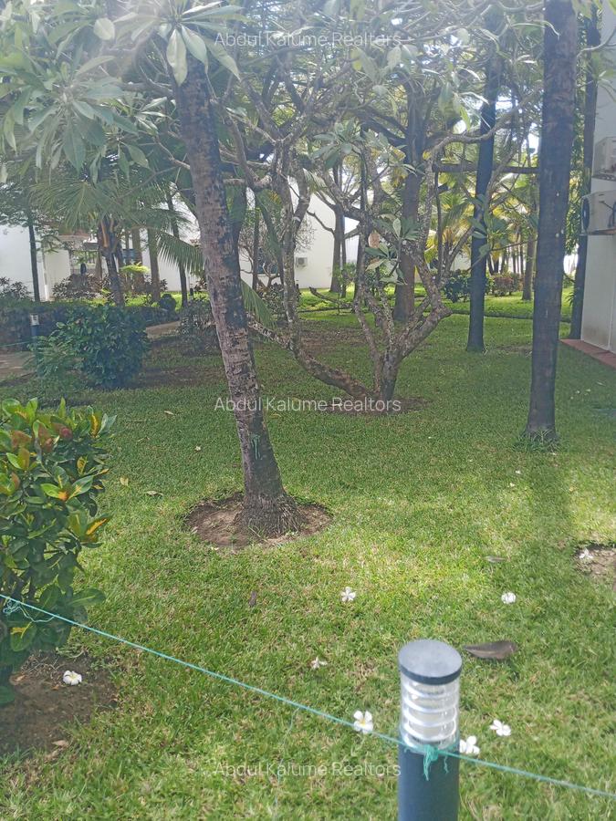 Serviced 1 Bed Apartment with En Suite at Nyali - 5