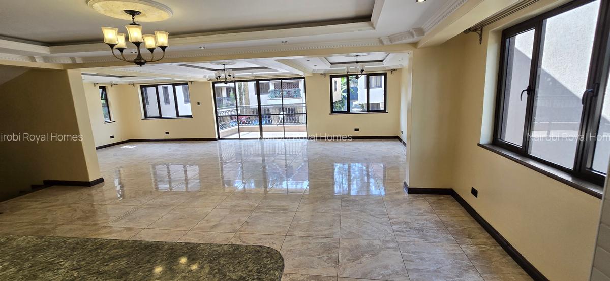 5 Bed Townhouse with Staff Quarters at Lavington Green - 16