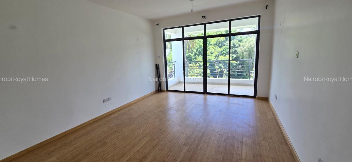 5 Bed Townhouse with En Suite at Convent Drive - 11