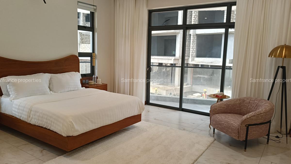 3 Bed Apartment at Links Road - 6