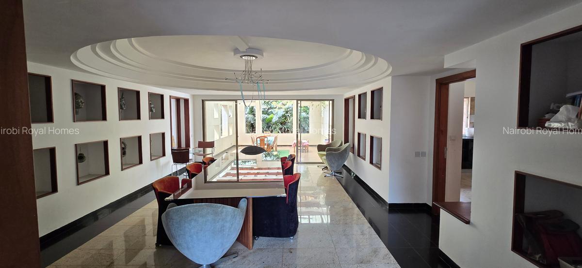 5 Bed House with En Suite at Magnolia Close - 10