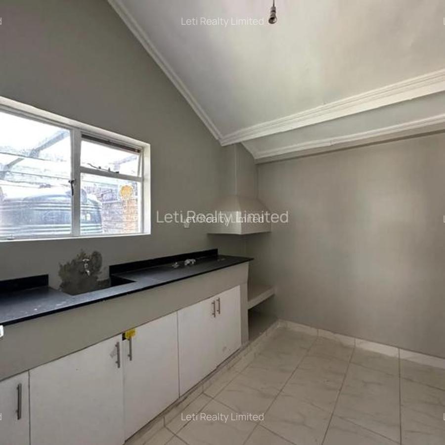 4 Bed Townhouse with En Suite in Kilimani - 9