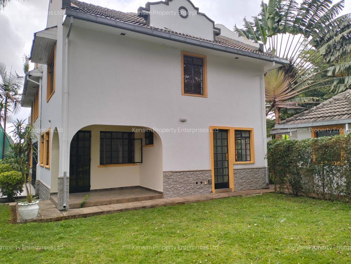 4 Bed Townhouse with En Suite in Lavington - 1