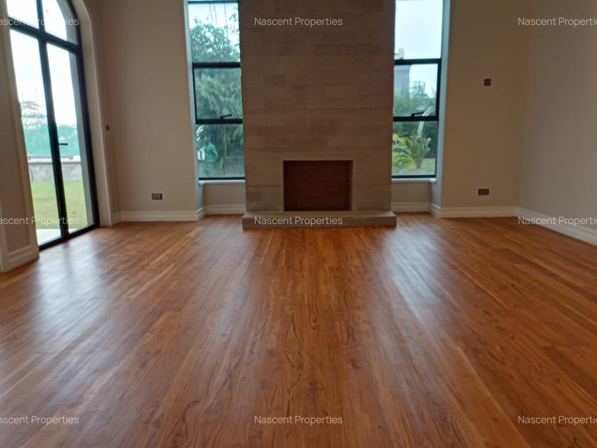 5 Bed Villa with En Suite in Loresho - 16