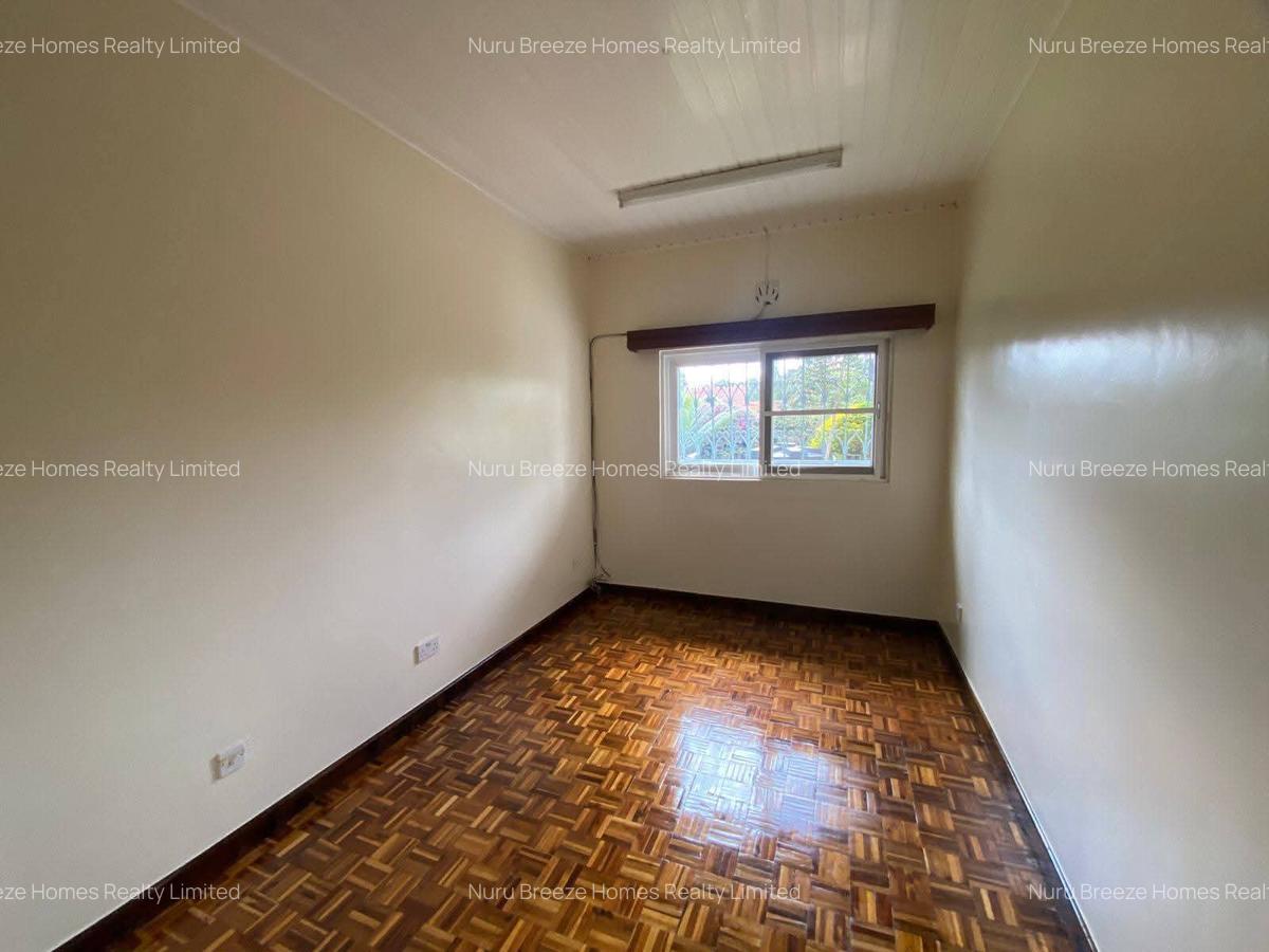 3 Bed House with En Suite in Runda - 8