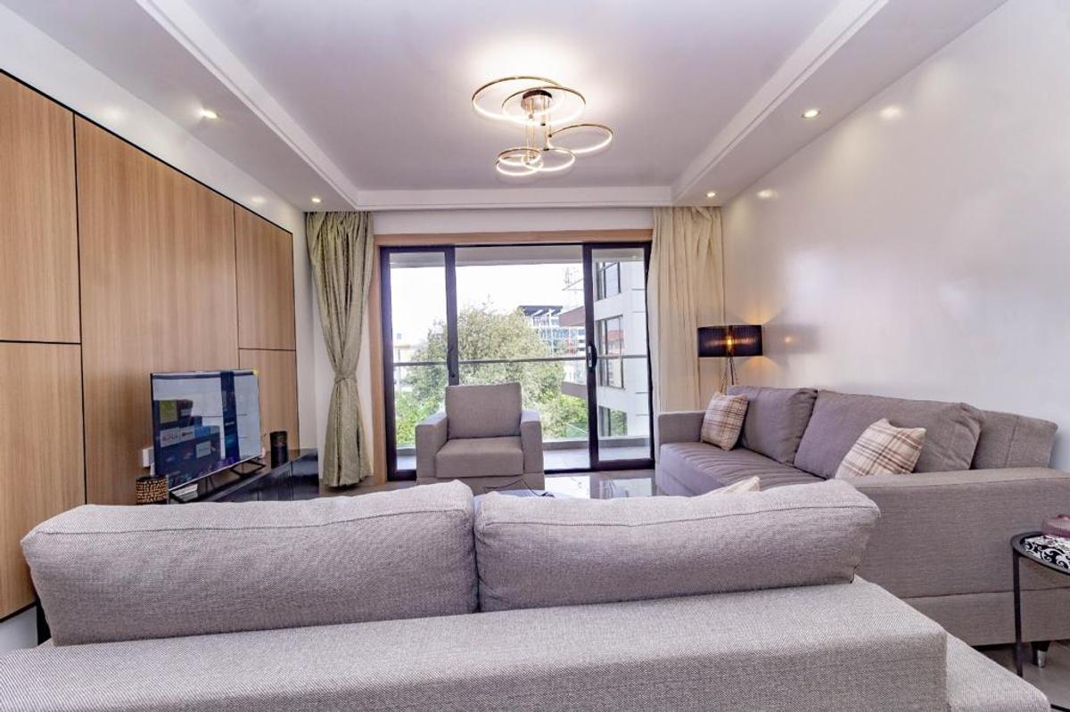 Furnished 3 Bed Apartment with En Suite at Riverside - 3