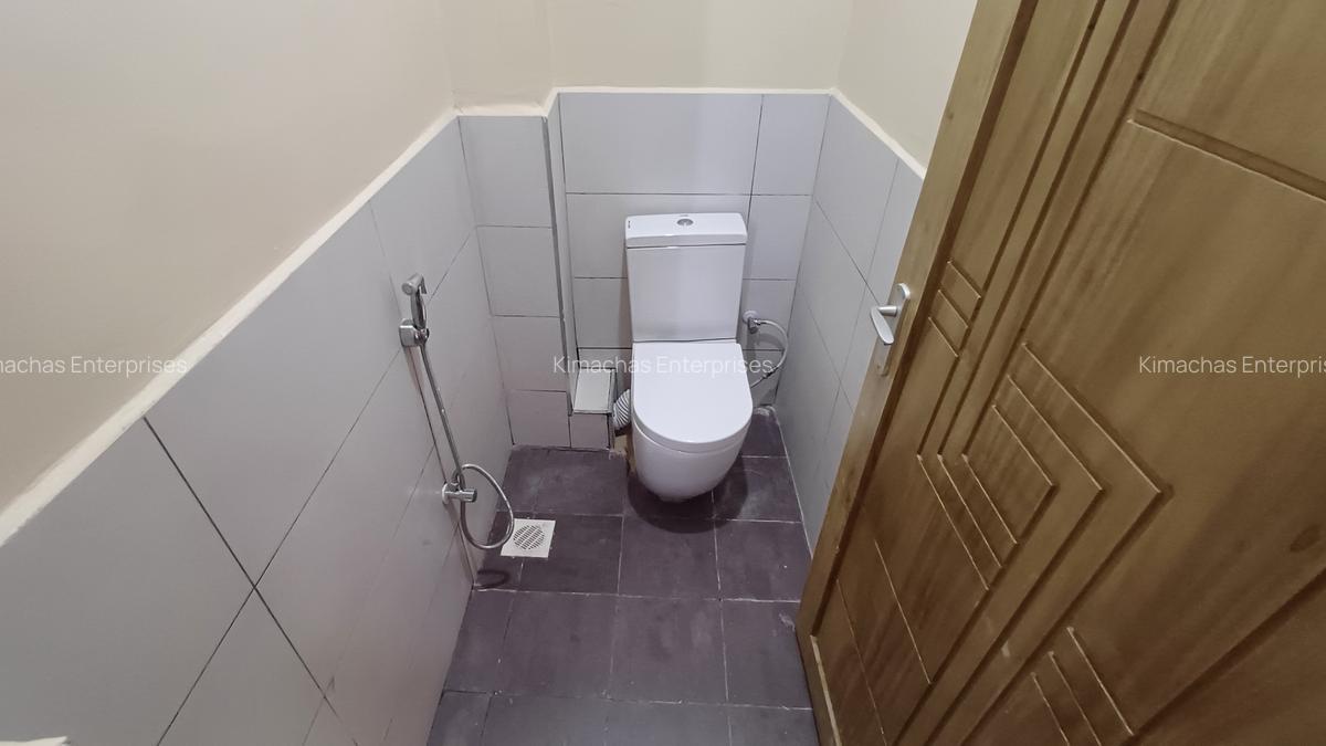 4 Bed Apartment with En Suite at Moyne Drive - 5