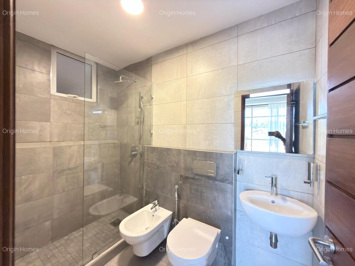 2 Bed Apartment with En Suite in Spring Valley - 10