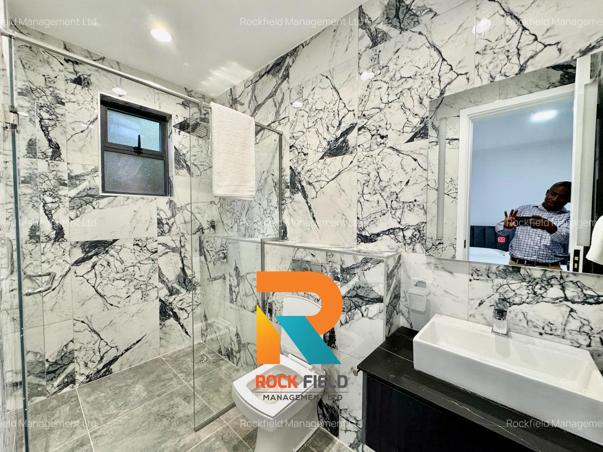 Furnished 1 Bed Apartment with En Suite in Brookside - 14