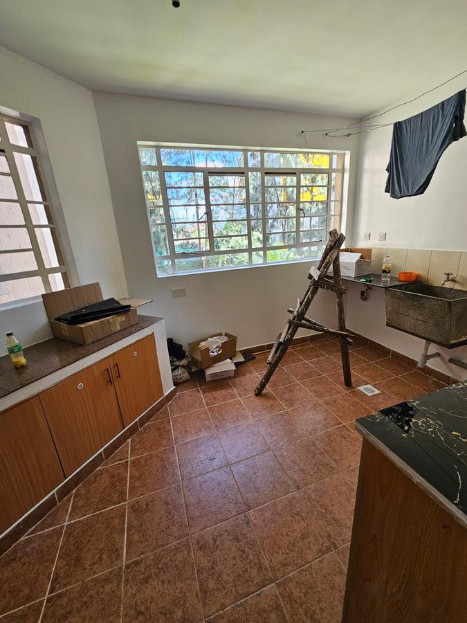 3 Bed Apartment with En Suite at Kilimani - 11