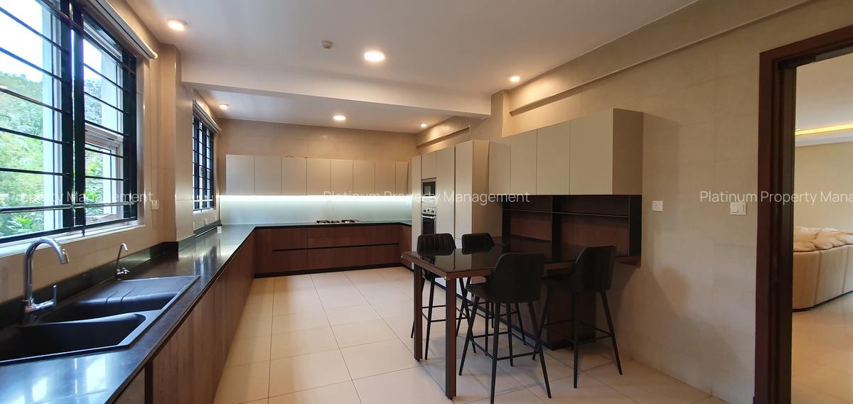 5 Bed Apartment with En Suite in General Mathenge - 17