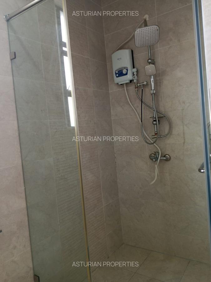 3 Bed Apartment with En Suite in Kileleshwa - 11