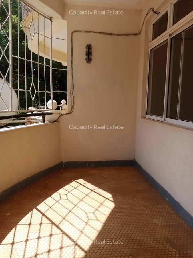 4 Bed Apartment with En Suite in Rhapta Road - 3