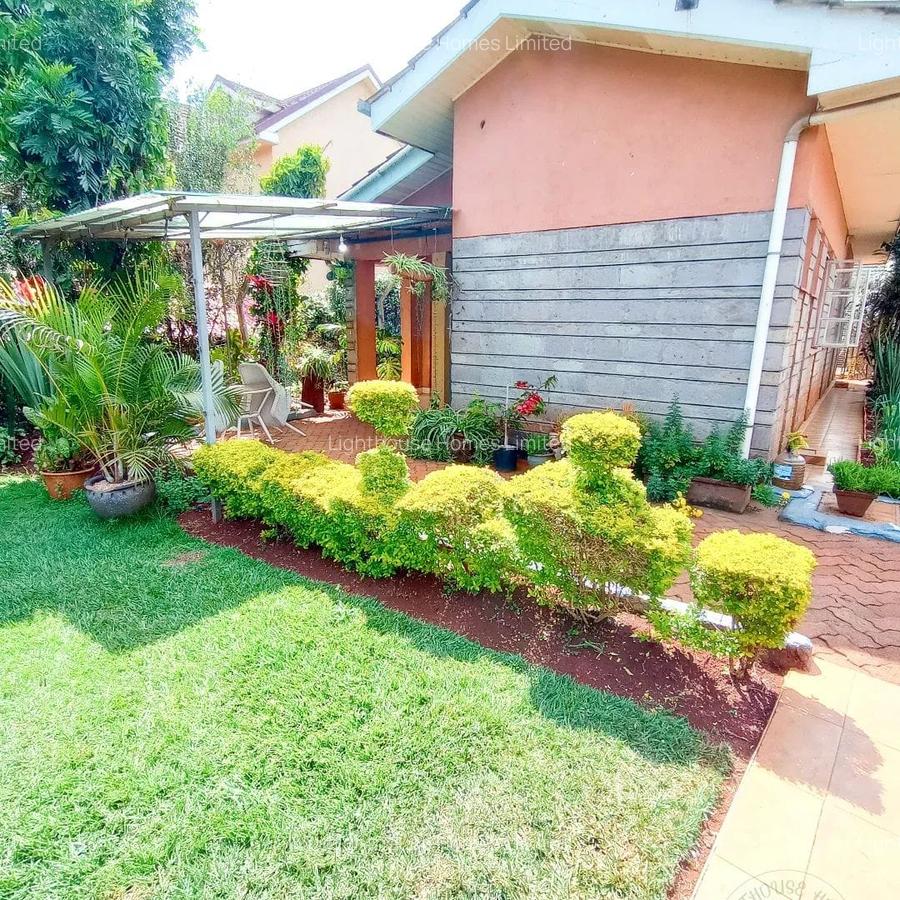 1 Bed Villa with En Suite at Runda - 1