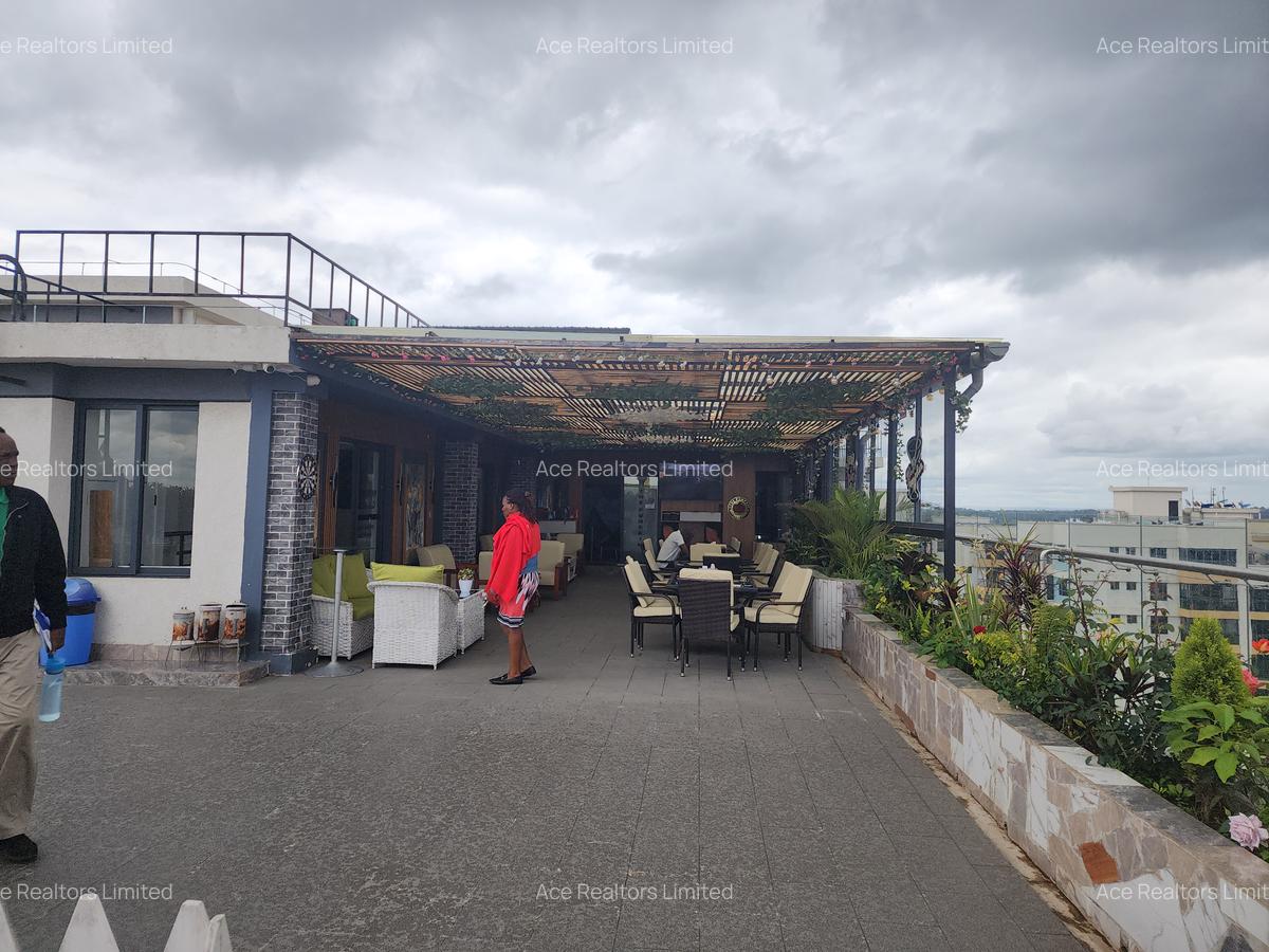 1 Bed Apartment with En Suite at Marcus Garvey - 8