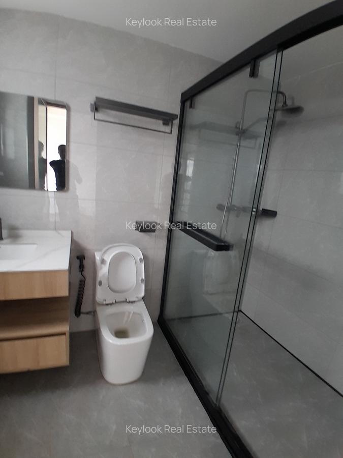 3 Bed Apartment with En Suite at Riverside Drive - 9