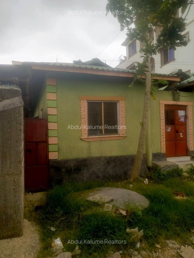 8 Bed House with Borehole at Bamburi - 8