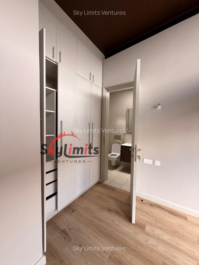 4 Bed Townhouse with En Suite at Kiambu Rd - 13