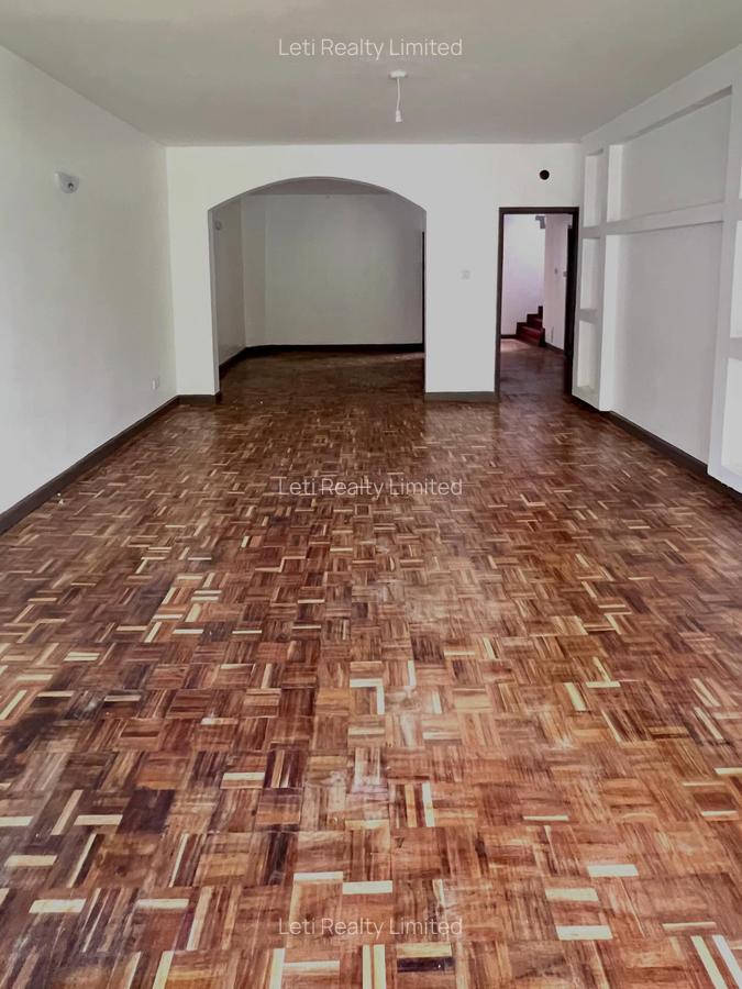 4 Bed Townhouse with En Suite in Lavington - 3