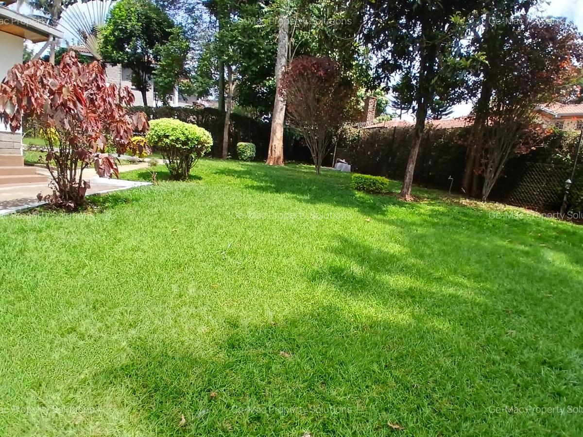 5 Bed House with En Suite in Runda - 19