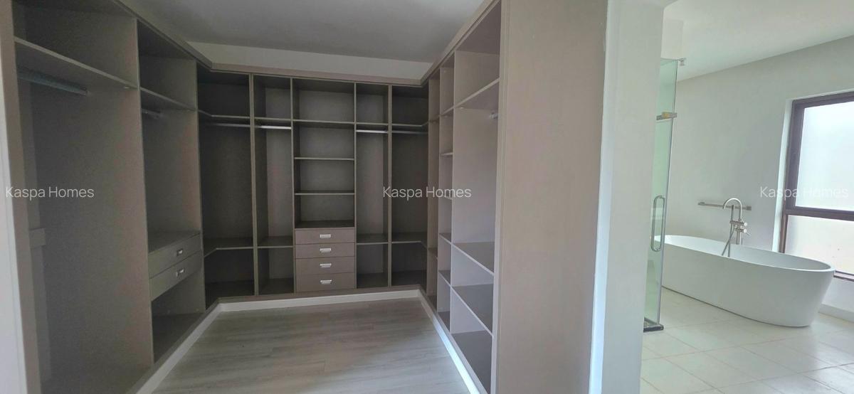 5 Bed House with En Suite in Karen - 11