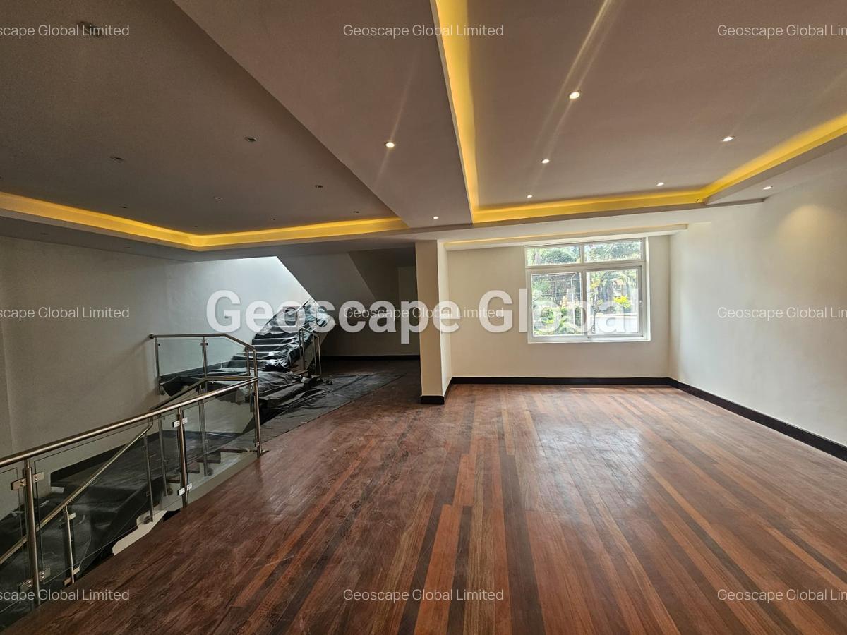 4 Bed House with En Suite in Runda - 5