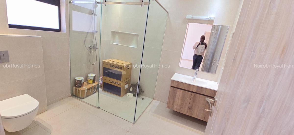 5 Bed House with En Suite at Runda Road - 15