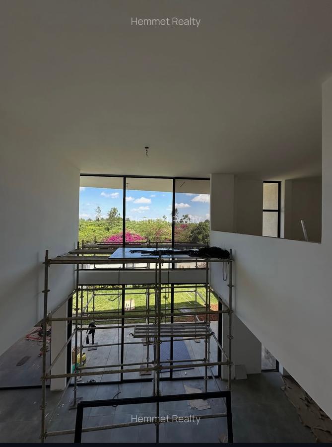 4 Bed Villa with En Suite in Runda - 4