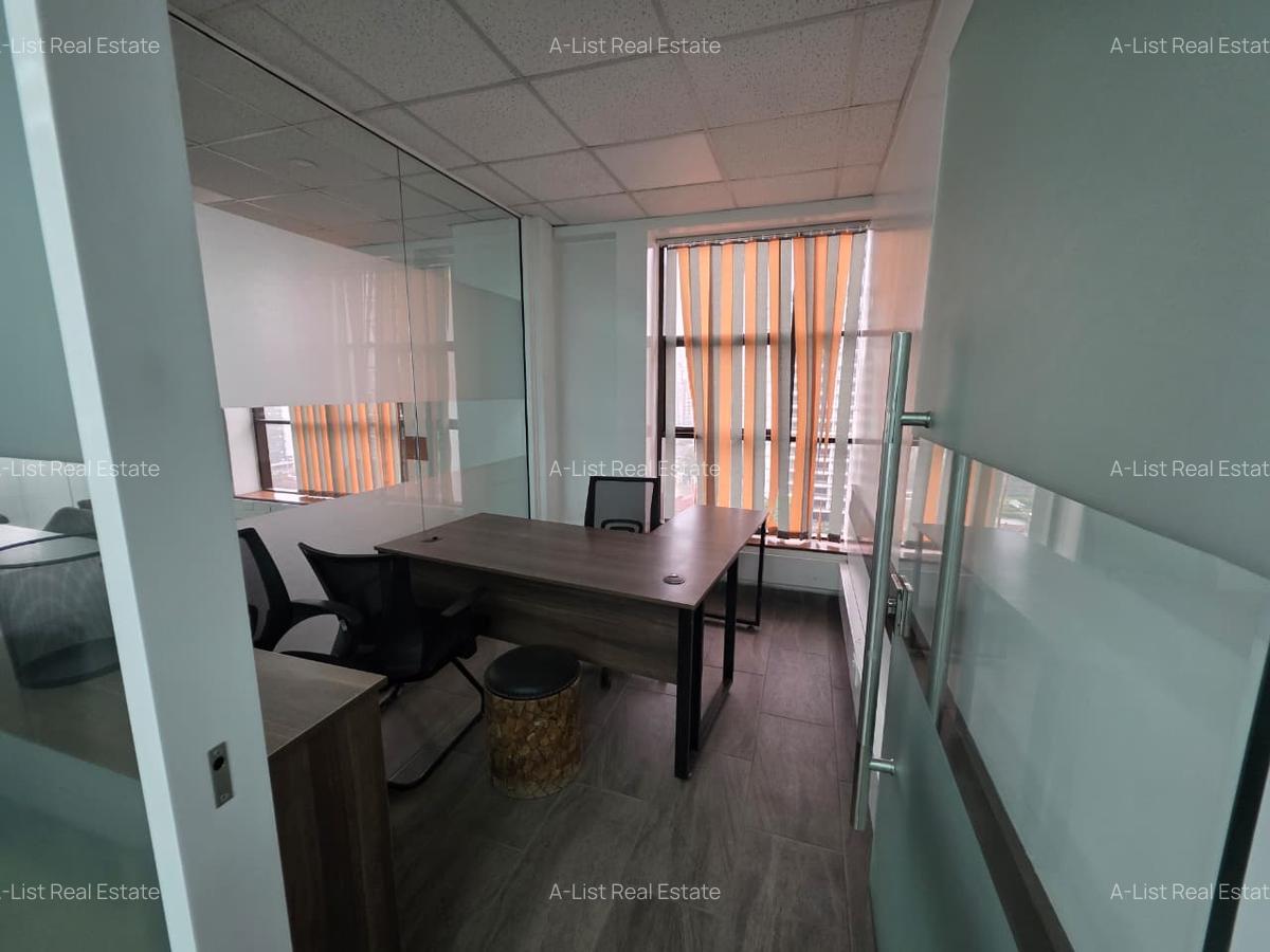 1,668 ft² Commercial Property with Service Charge Included at Chania Avenue - 5