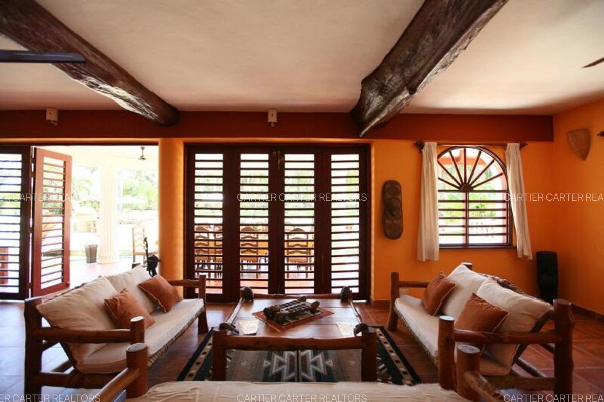 6 Bed Villa with Swimming Pool in Diani - 12