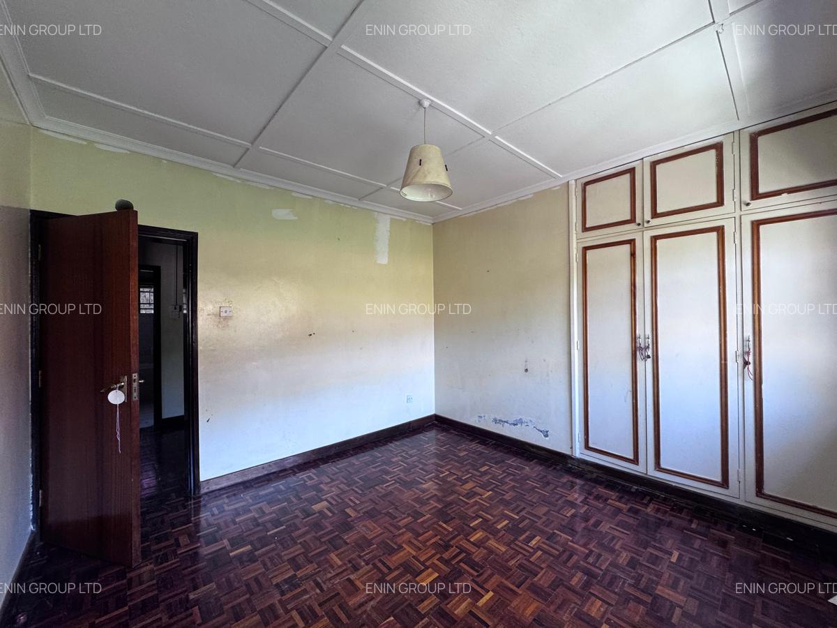 4 Bed House with En Suite in Nyari - 9