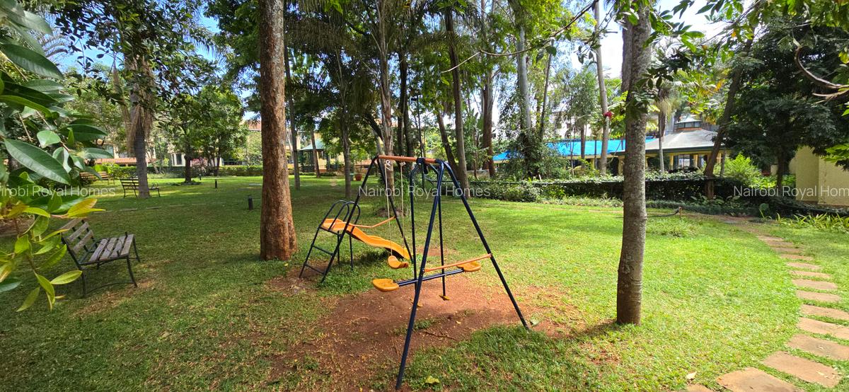 4 Bed Townhouse with En Suite at Kyuna Villas - 4